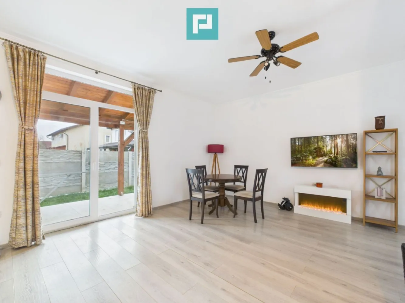 Casă cu 4 camere lângă pădure, Dumbrăvița