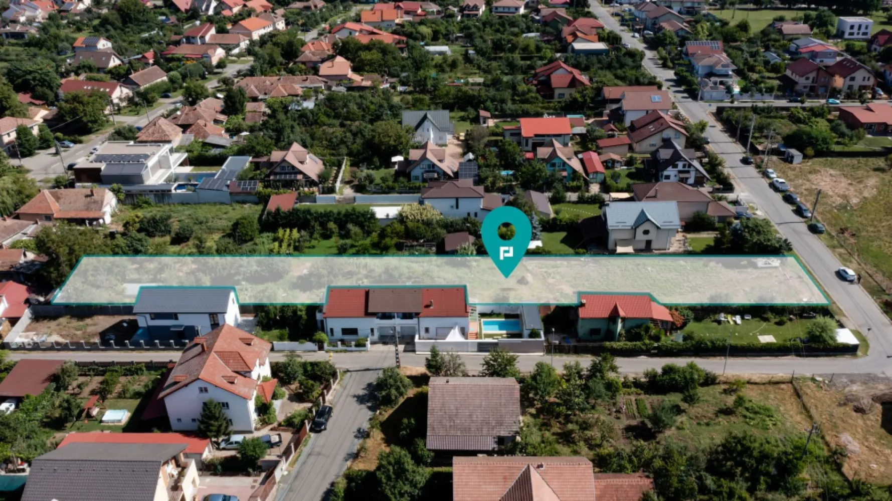 Teren Dumbrăvița lângă Pădurea Verde - Teren Dumbravița zona Pădurea Verde Suprafață: 1760 mp Front stradal: 19 m Destinație: Terenul este potrivit pentru construcția unei case individuale sau a unui duplex. Utilități disponibile: Apă Canalizare Gaz Curent electric Descriere: Terenul oferit spre vânzare se află într-o zonă pitorească, în apropierea minunatei Păduri Verzi, oferind o atmosferă liniștită și naturală. Cu o suprafață generoasă de 1760 mp și o lățime de 19 m la stradă, acesta oferă o multitudine de posibilități pentru cei interesați să-și construiască locuința perfectă. Construcție: Datorită destinației terenului și facilităților disponibile, acesta este ideal pentru construcția unei case individuale sau chiar a unui duplex. Prin amplasarea într-o zonă cu acces facil la utilități precum apă, canalizare, gaz și curent electric, veți putea beneficia de toate facilitățile necesare pentru o viață confortabilă și modernă. Preț și contact: Prețul acestui teren atrăgător este negociabil și vă invităm să ne contactați pentru a obține mai multe informații sau pentru a programa o vizionare a proprietății. Nu ratați o oportunitate unică de a deveni proprietarul acestui teren excepțional, situat într-o zonă cu peisaje frumoase și posibilități nelimitate de dezvoltare. Așteptăm cu nerăbdare să vă răspundem întrebărilor și să vă ghidăm în procesul de achiziție. Daniela Ianc - consultant imobiliar PropertyLab Telefon : 0722375289 mail: daniela.ianc@propertylab.ro Cod proprietate 2334549 }}