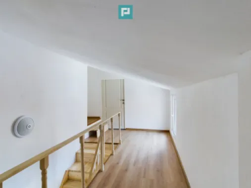 Casă cu 4 camere, renovată, în zona Gării de Nord