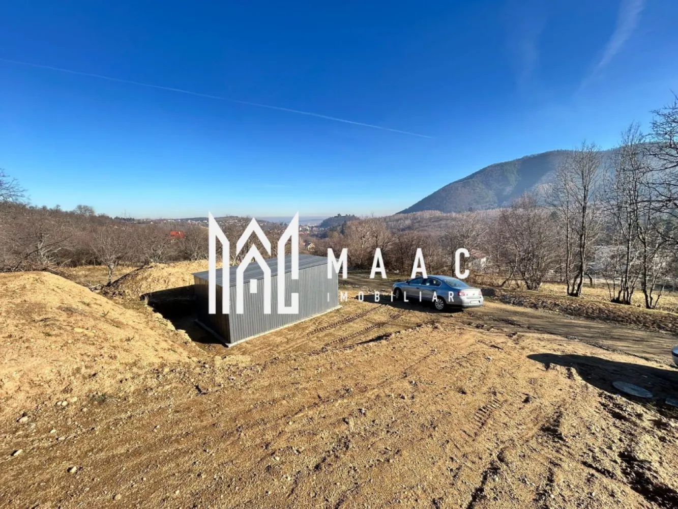 Teren intravilan 1.640 mp | Deschidere 17ml | Utilități | Cisnădioara