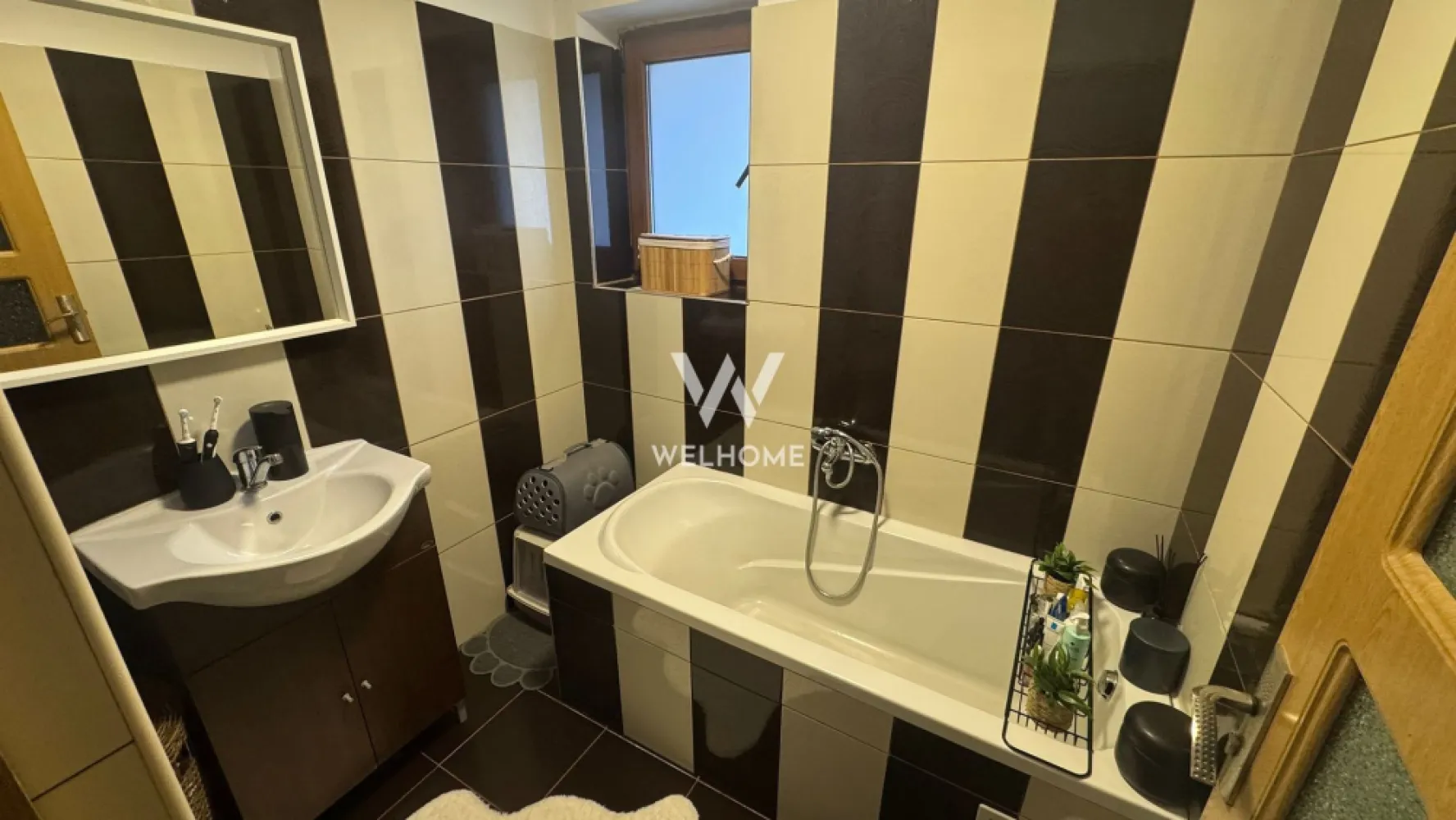 Apartament 3 camere – Complet mobilat și utilat Strand Sibiu