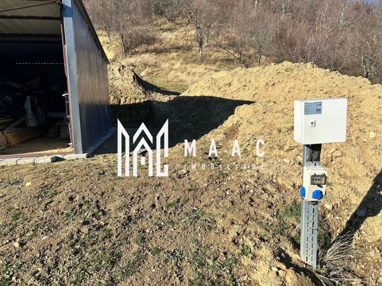 Teren intravilan 1.640 mp | Deschidere 17ml | Utilități | Cisnădioara