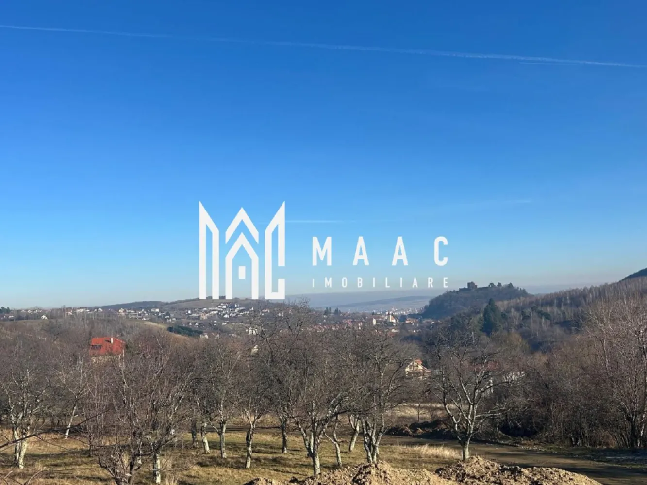 Teren intravilan 1.640 mp | Deschidere 17ml | Utilități | Cisnădioara