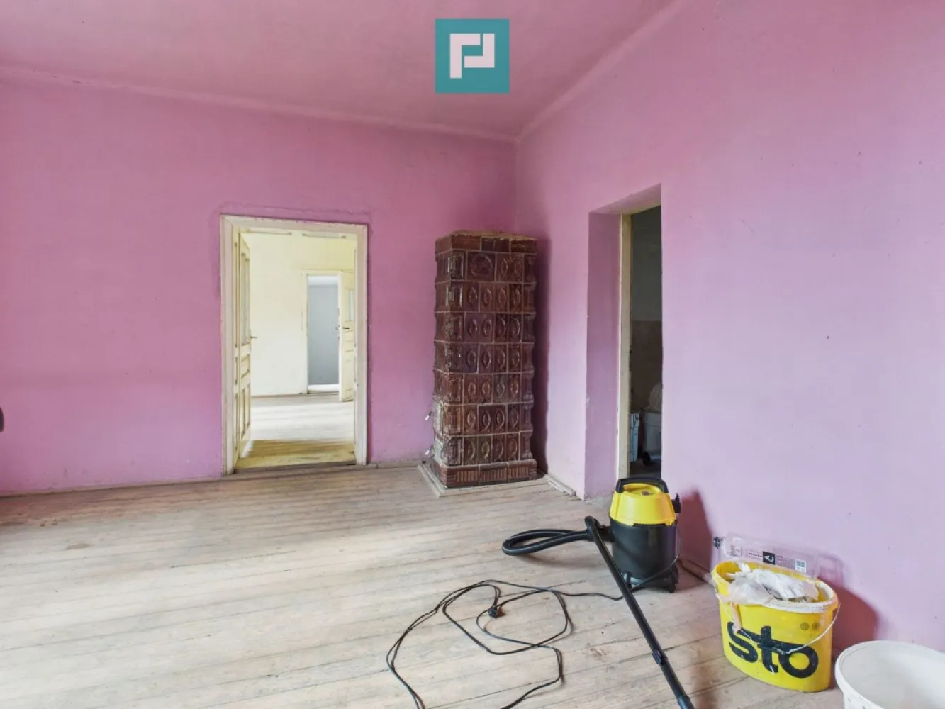 Casă cu teren generos Vărădia de Mureș - Stejar