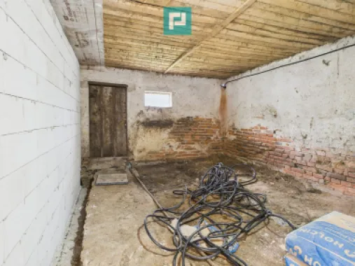 Casă cu teren generos Vărădia de Mureș - Stejar