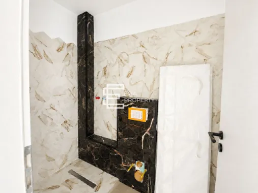 Apartament 3 camere | Gradina 50 mp| Bloc tip vilă | Cristian | Comision 0%