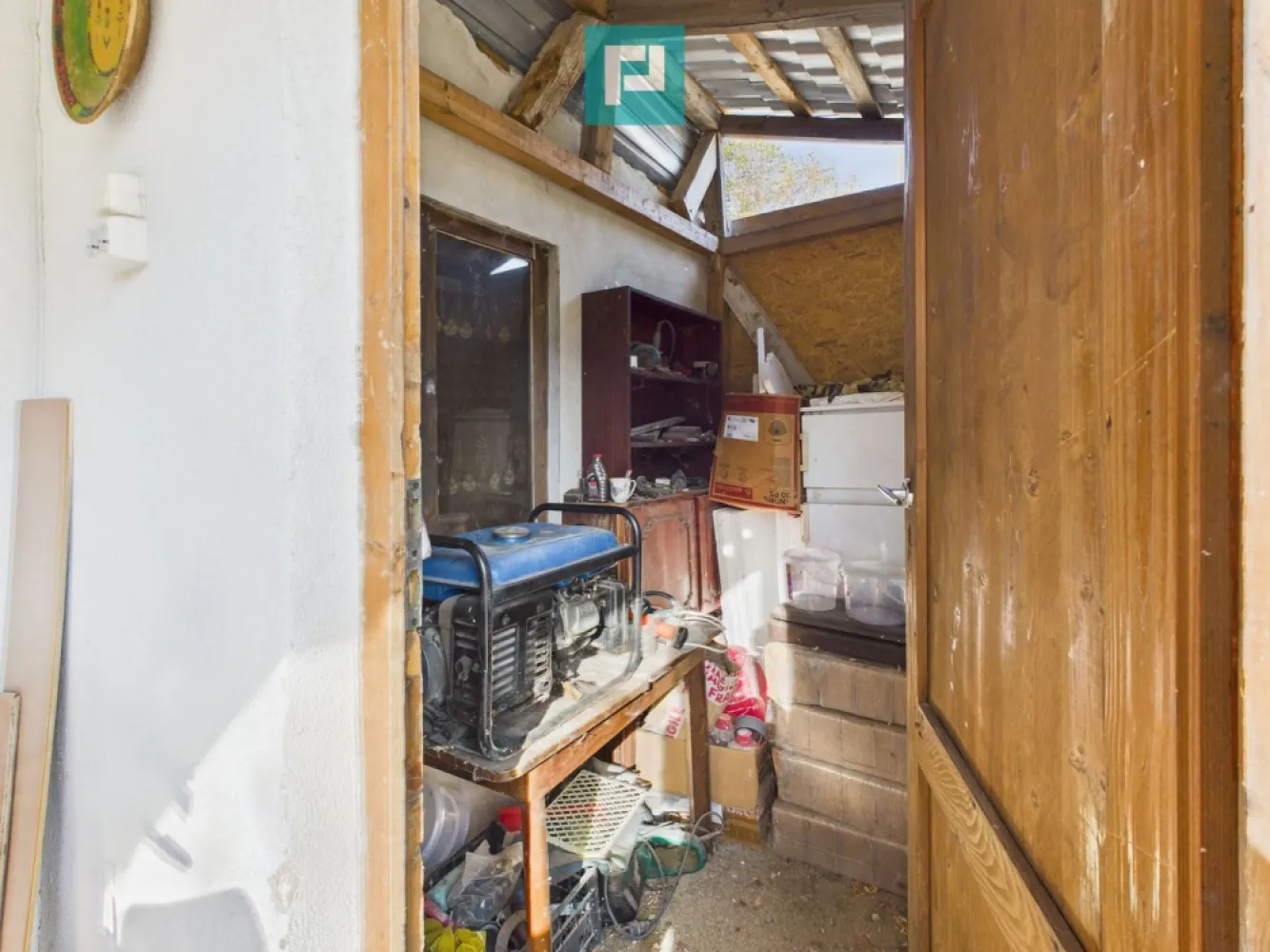 Casuță cu priveliște panoramică spre Cetatea Șiria