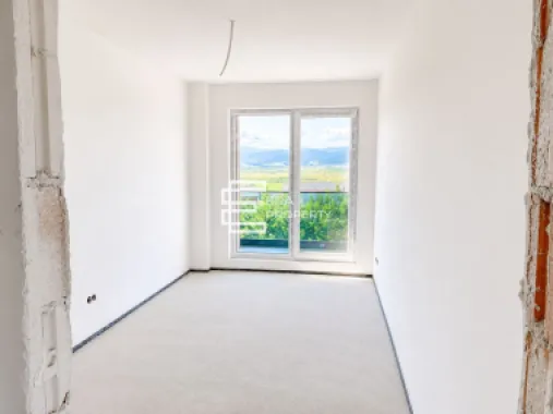 Apartament 3 camere | Etaj 1 | Bloc tip vilă | Cristian | Comision 0%