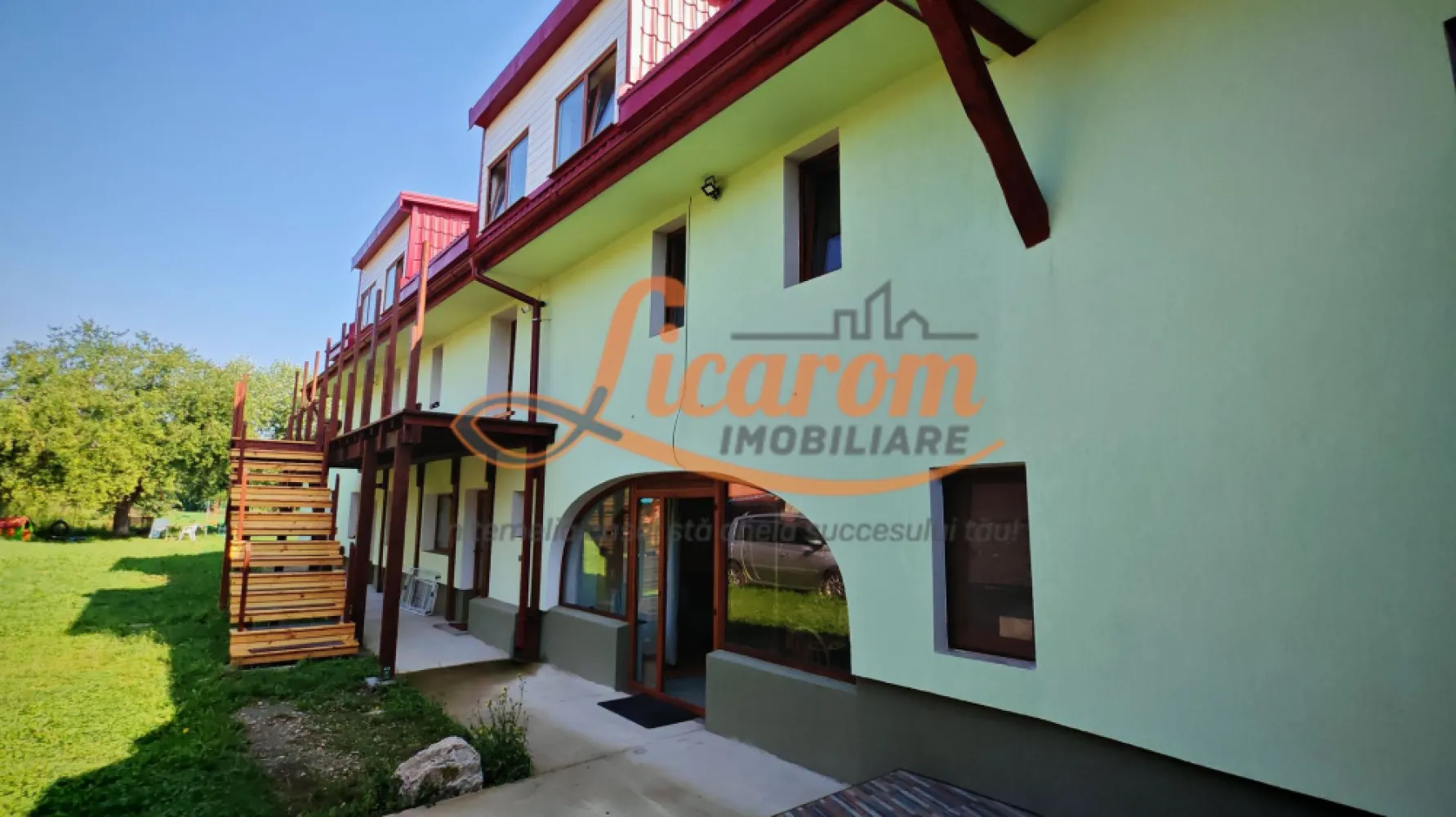 CASA SASEASCA comuna VULCAN,zona foarte buna,teren 3000 mp