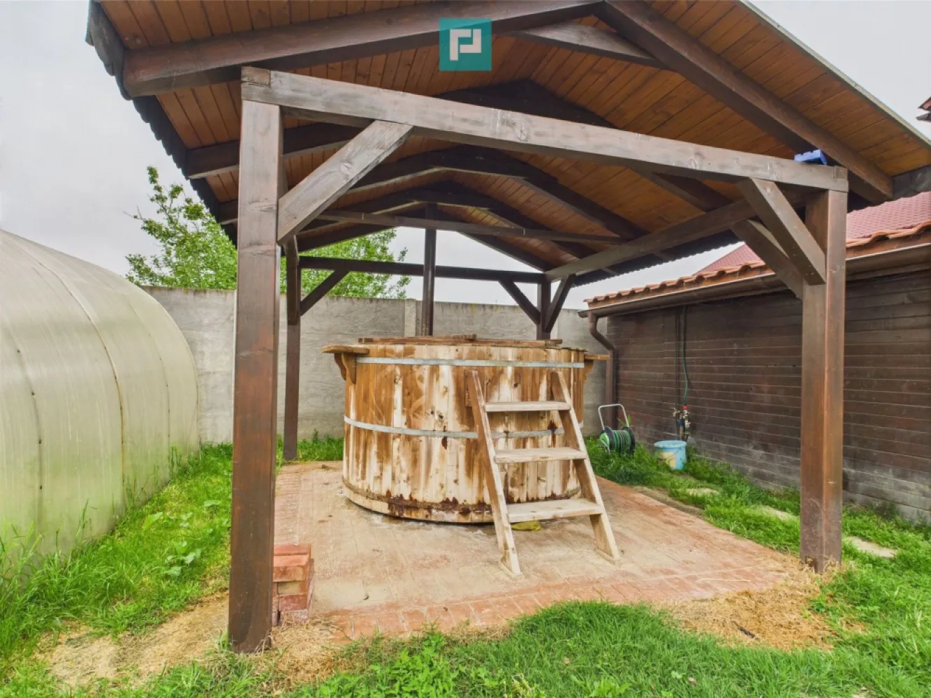 Casă individuală elegantă în Moșnița Nouă