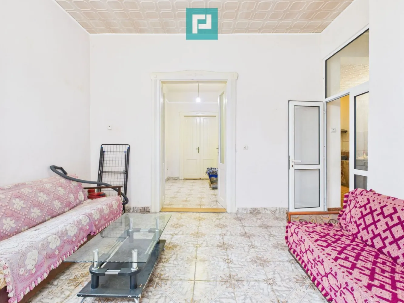 CONAC IMPRESIONANT ÎN GHIOROC