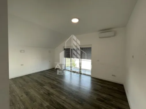 Apartament pretabil birouri, 4 camere, Dumbravita Kaufland