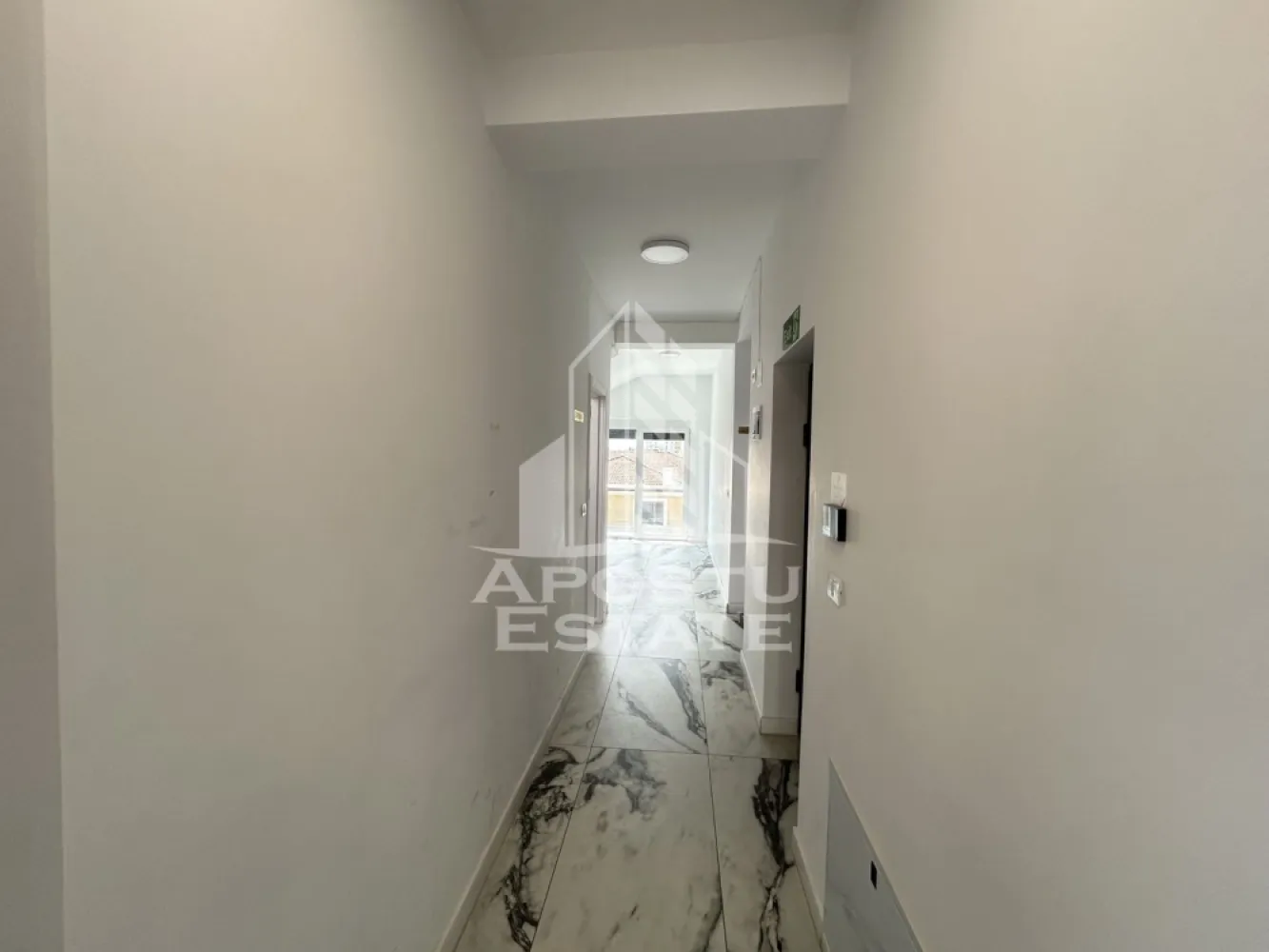 Apartament pretabil birouri, 4 camere, Dumbravita Kaufland