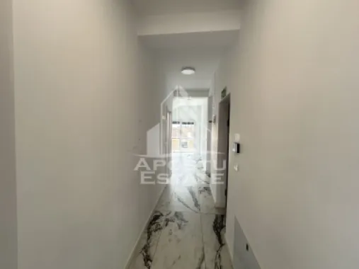 Apartament pretabil birouri, 4 camere, Dumbravita Kaufland