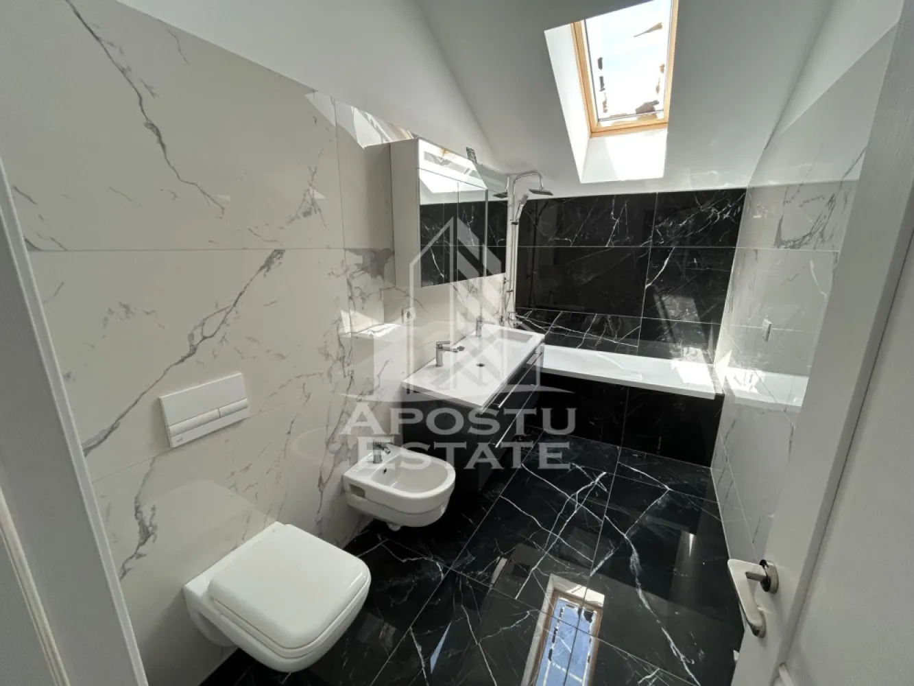 Apartament pretabil birouri, 4 camere, Dumbravita Kaufland