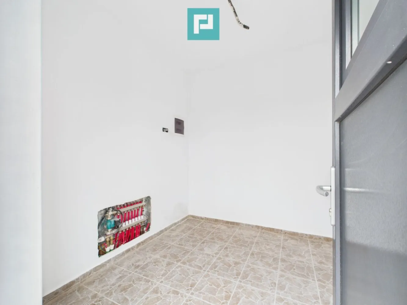 Duplex ultrafinisat cu 3 camere, 3 băi în Pișchia