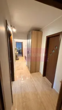 Apartament de 3 camere, zona Dristor