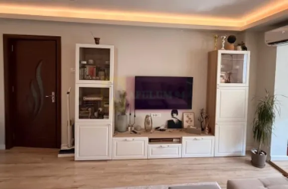 Apartament de 3 camere, zona Dristor