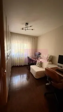Apartament de 3 camere, zona Dristor
