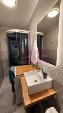 Apartament de 3 camere, zona Dristor