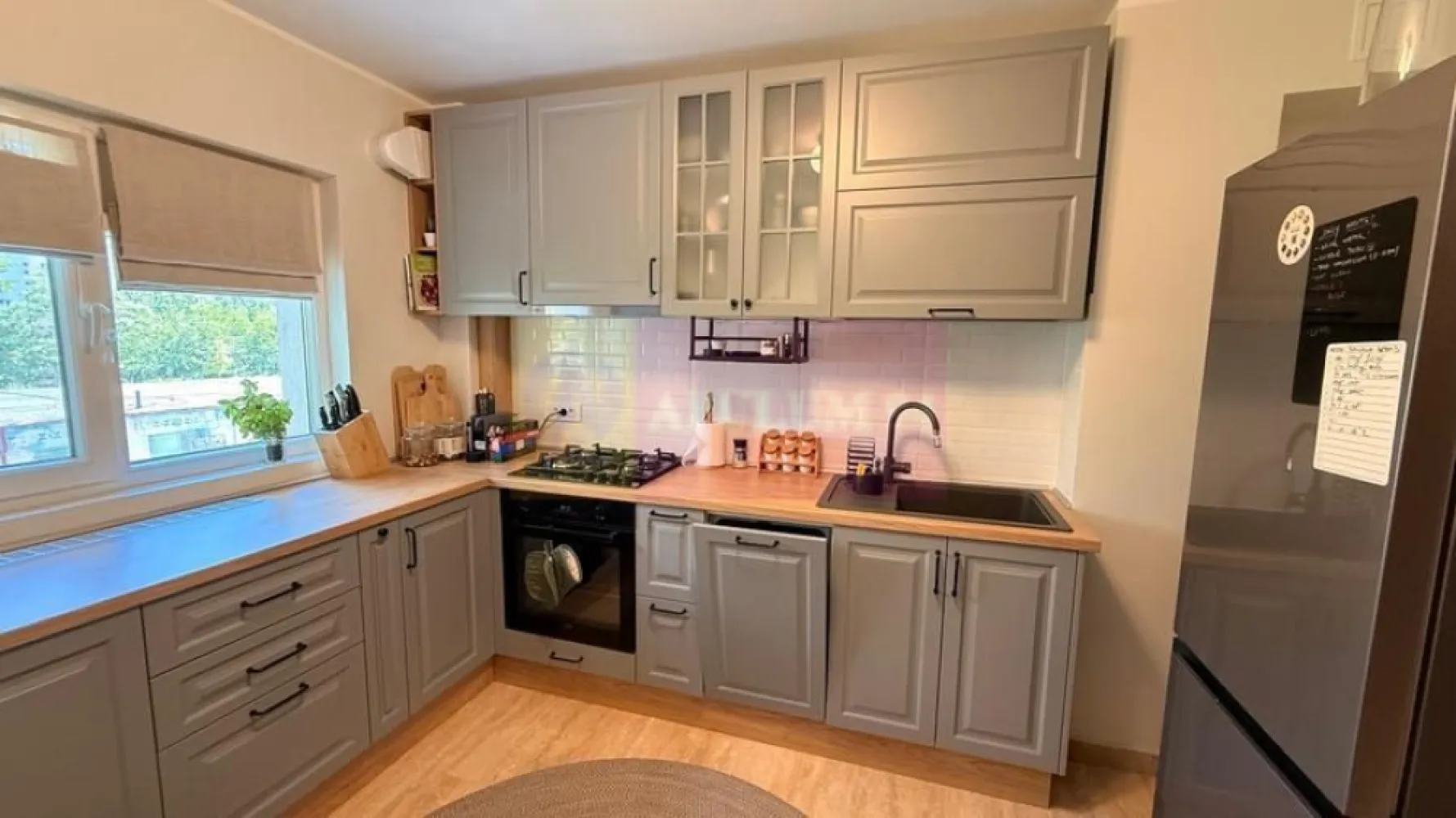 Apartament de 3 camere, zona Dristor