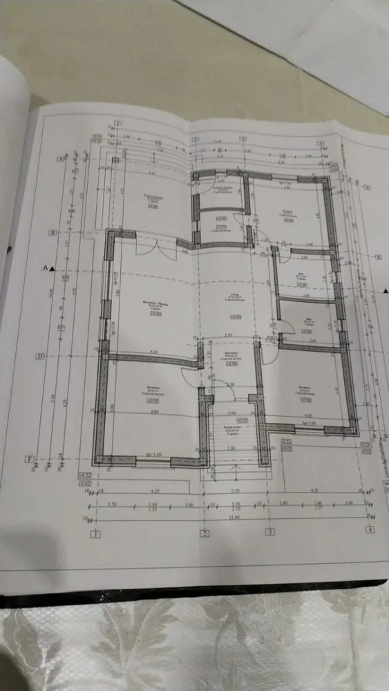 Casa noua, 4 camere,semifinisata, zona Grigorescu- 243.000 euro neg