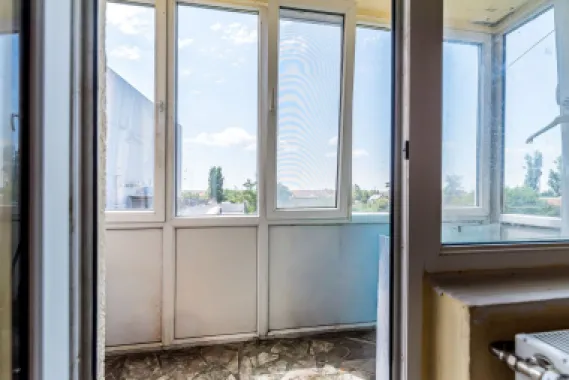 Apartament 3 camere în Vlaicu (zona Agora Mall) – etaj 2/4