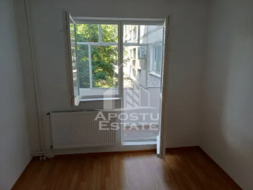 Apartament cu 2 camere de vanzare, zona Dacia, Timisoara