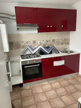 Garsonieră cu bucătărie închisă | include parcare