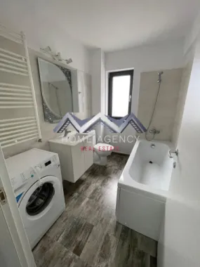 Garsonieră cu bucătărie închisă | include parcare