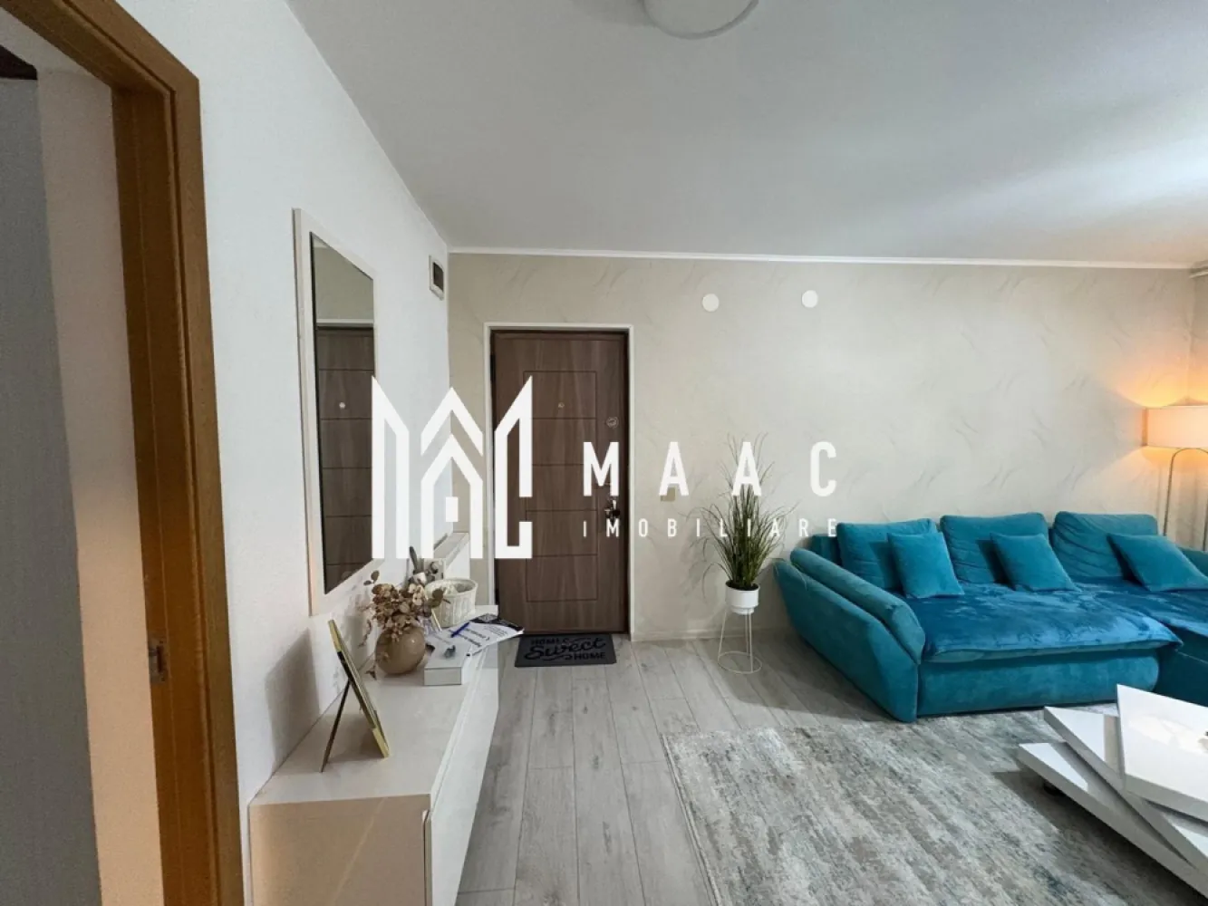 Apartament 3 Camere I Parter I Ștrand I Zona Parc Belvedere - MAAC Imobiliare va propune spre vânzare un apartament cu 3 camere in Ștrand. Apartamentul, situat la parter, într-o zonă liniștită , dispune de 2 dormitoare,living , bucătărie ,baie cu geam. Se preda mobilat și utilat, gata de mutare. Beneficiază de două balcoane închise. Pentru mai multe detalii sau vizionare precizați telefonic ca ați văzut anunțul cu ID CP2855751 }}