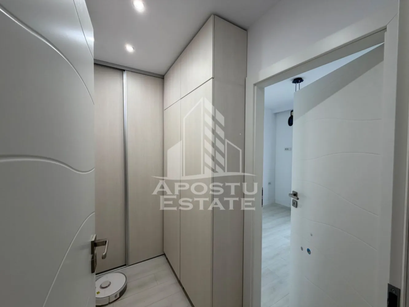 Apartament cu 2 camere de vânzare, Iris, Zona Aradului, Timisoara
