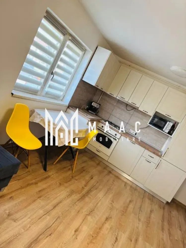 Apartament 2 camere I Decomandat I Curte I Arhitectilor - Apartament 2 camere, decomandat, cu curte și loc de parcare – 55 mp, parter

Apartament spațios și practic compartimentat, situat la parter, cu o suprafață utilă de 55 mp, ideal pentru locuire confortabilă sau investiție sigură.

Caracteristici principale:

Compartimentare decomandată: living, dormitor, bucătărie, baie

Curte proprie – ideală pentru relaxare sau amenajare grădină

Loc de parcare inclus

Acces facil, poziționare ideală la parter

Proprietatea este potrivită atât pentru rezidență, cât și pentru închiriere. Disponibilă imediat. Pentru mai multe informații și vizionări: ID: CP3085534