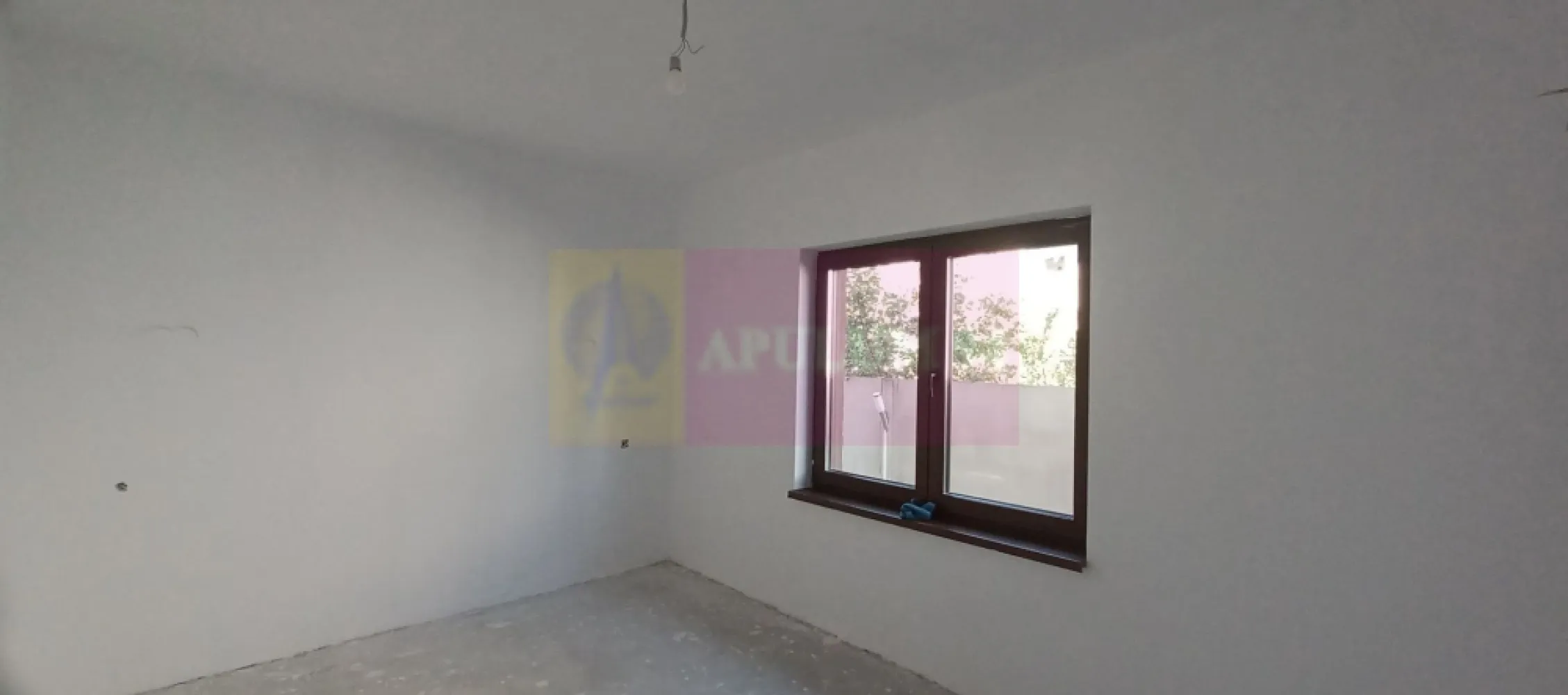 Casă nouă Săbăreni, terasă, piscină, foișor, barbeque, curte 440 mp