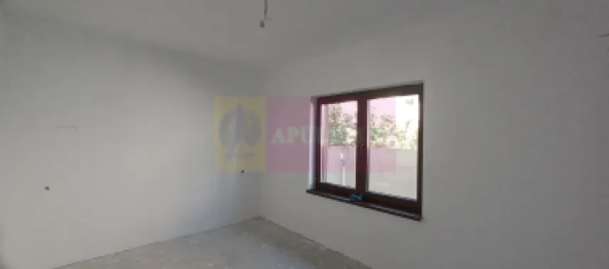 Casă nouă Săbăreni, terasă, piscină, foișor, barbeque, curte 440 mp