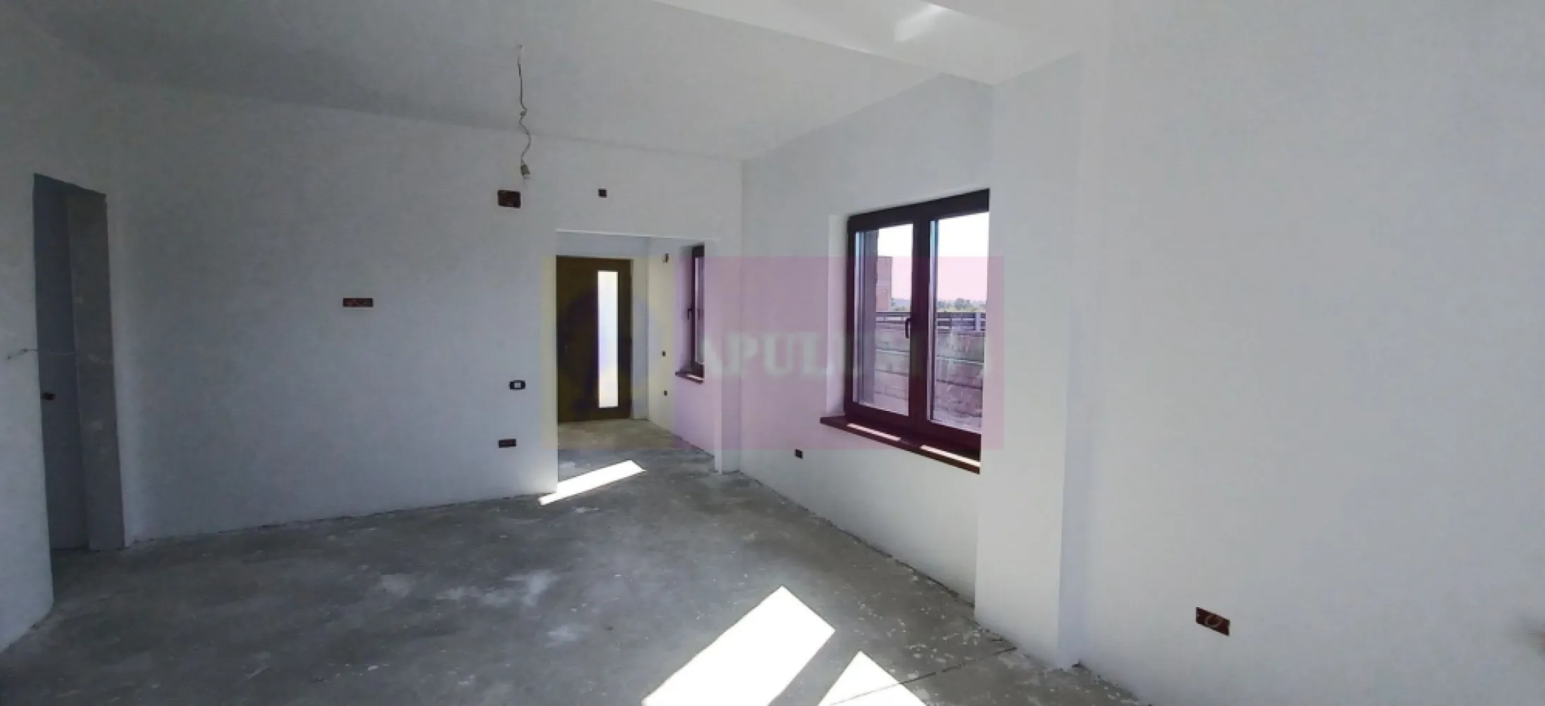Casă nouă Săbăreni, terasă, piscină, foișor, barbeque, curte 440 mp