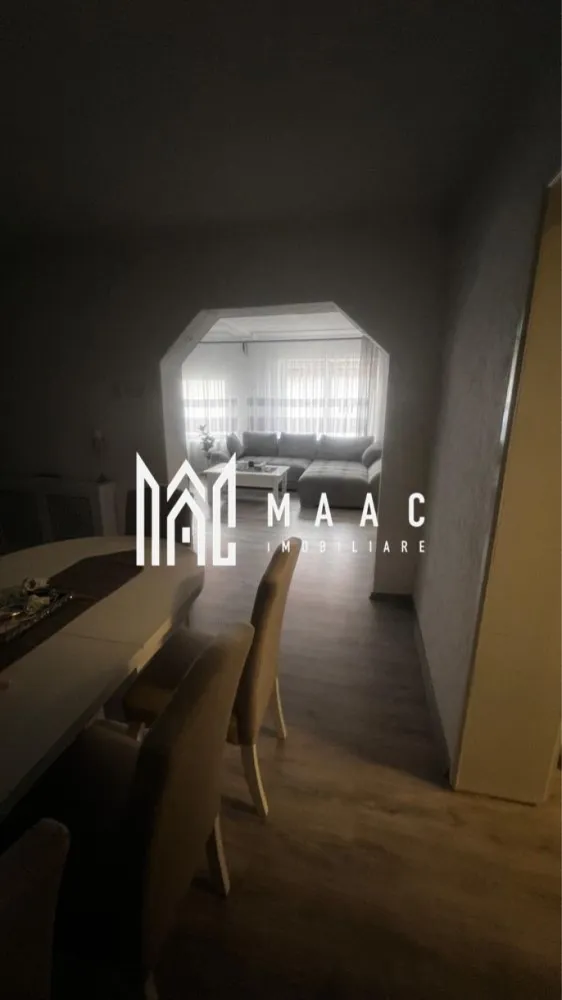 Casa de vanzare | Teren 600 | Renovata complet | Miercurea - MAAC Imobiliare vă propune spre vânzare o casă spațioasă și complet renovată în 2020, situată pe un teren generos de 600 mp, ideală pentru familie sau pentru cei care își doresc confort, intimitate și funcționalitate. Cu o suprafață de 190 mp utili, proprietatea este compartimentată eficient și oferă: 2 dormitoare luminoase Living generos Zonă de dining separată Bucătărie Baie Cămară pentru depozitare Locuința este parțial mobilată și utilată, fiind pregătită pentru mutare imediată. Dotări și beneficii: Garaj cu ușă acționată electric Anexe pentru depozitare Grădină proprie cu ieșire în strada paralelă Acoperiș nou (renovat integral în 2020) Renovare completă în 2020 (instalații, finisaje, acoperiș) Terenul de 600 mp oferă spațiu suficient pentru amenajarea unei zone de relaxare, grădinărit sau extindere. Această casă de vânzare reprezintă o oportunitate excelentă pentru cei care caută o proprietate solidă, renovată recent, cu garaj și grădină, într-o zonă liniștită. Pentru mai multe detalii sau programarea unei vizionări, contactați echipa MAAC Imobiliare. ID: CP2918532. }}
