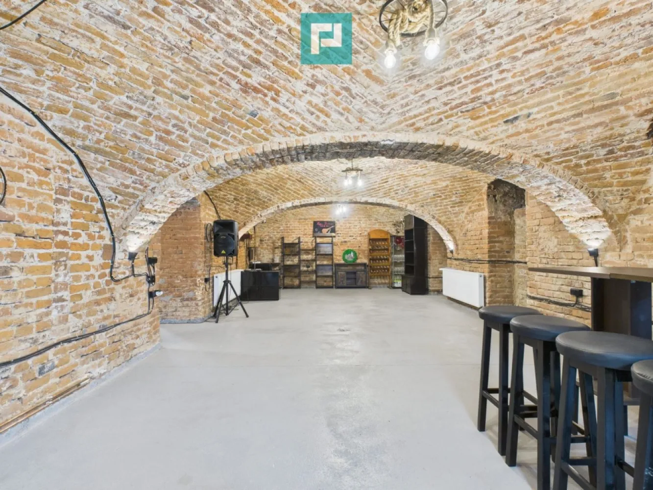 Eleganță subterană - pivniță exclusivistă Arad