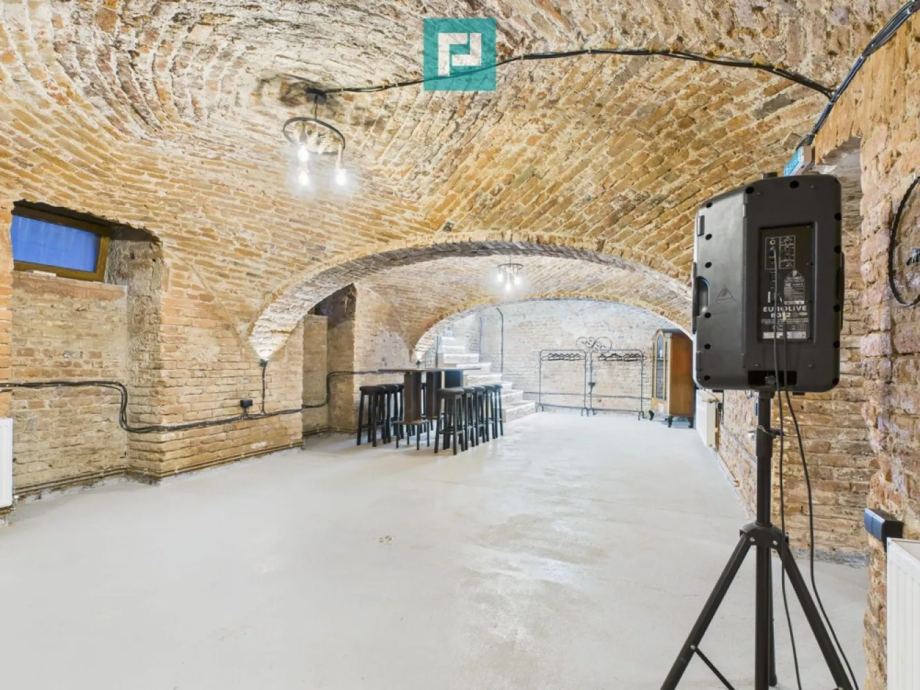 Eleganță subterană - pivniță exclusivistă Arad