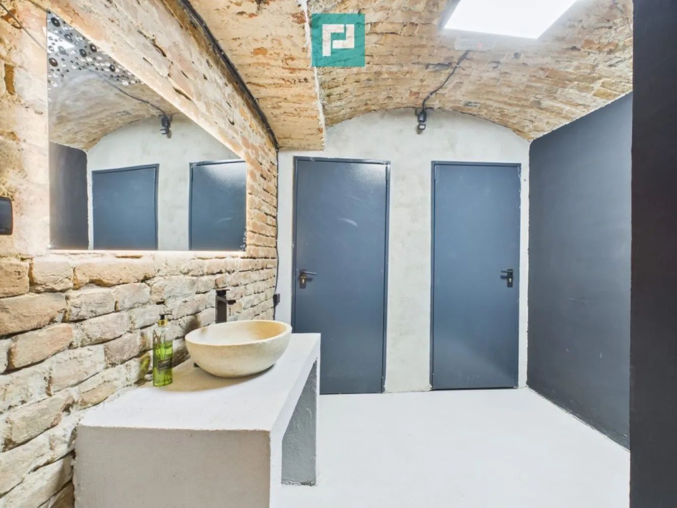 Eleganță subterană - pivniță exclusivistă Arad