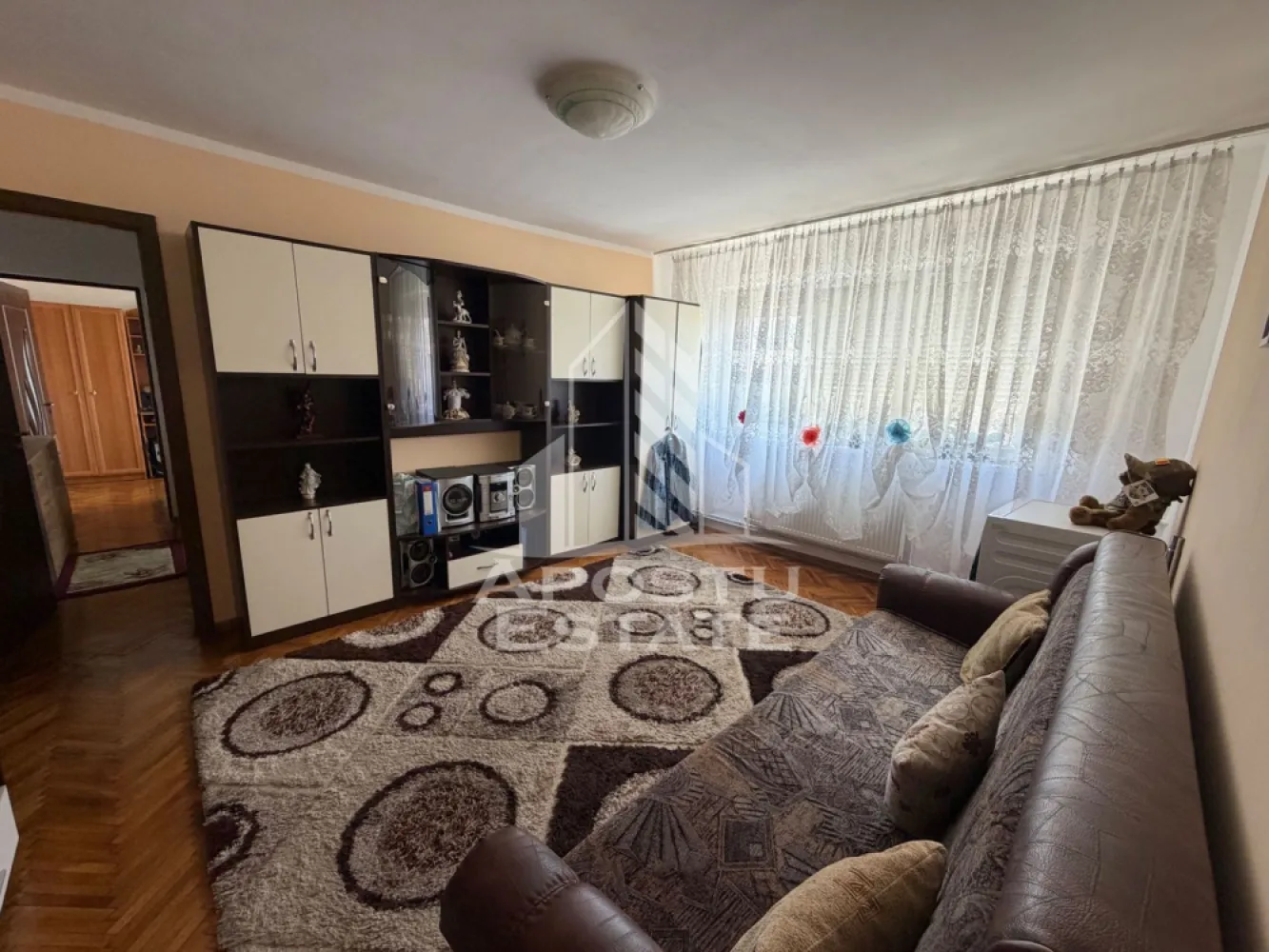 Apartament cu 3 camere de vânzare , Zona Dacia , Timisoara