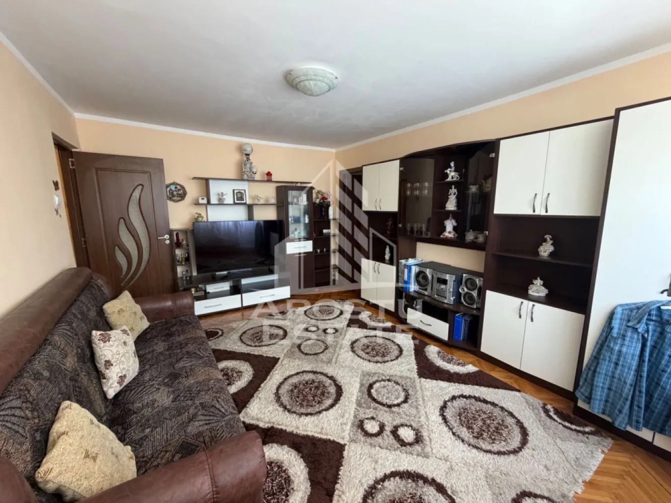 Apartament cu 3 camere de vânzare , Zona Dacia , Timisoara