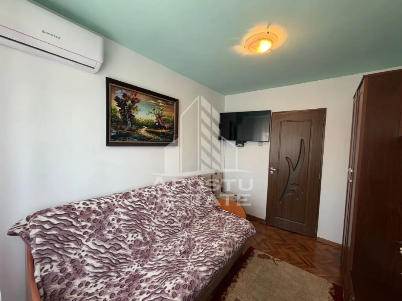 Apartament cu 3 camere de vânzare , Zona Dacia , Timisoara
