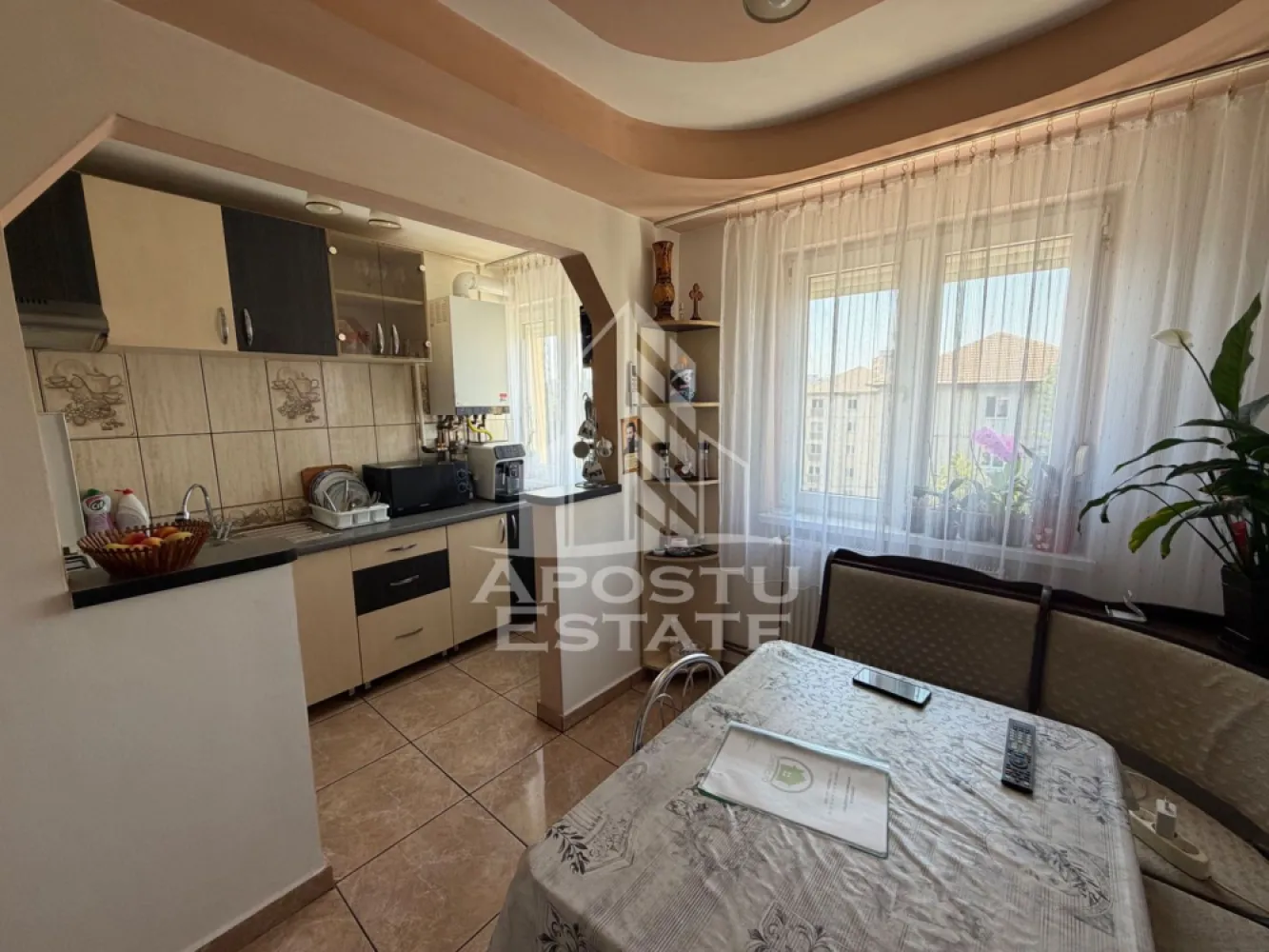 Apartament cu 3 camere de vânzare , Zona Dacia , Timisoara