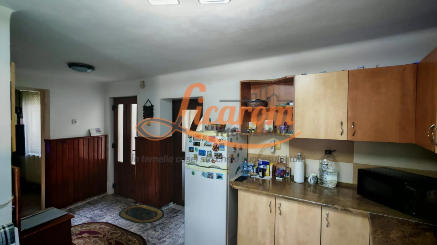 Corp de casa 4 camere zona Nicopole,curte comuna cu 1 familie.