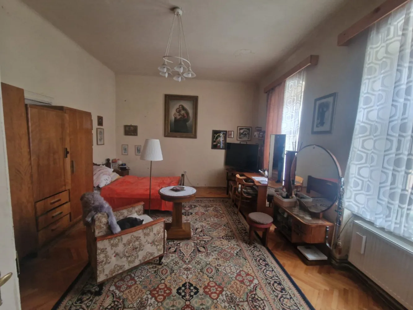 Apartament 3 camere de vânzare, 85 mp utili, zona Centrul Istoric – Sibiu