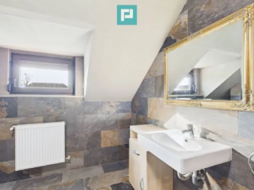 Două locuințe individuale pe 512 mp – in GIROC