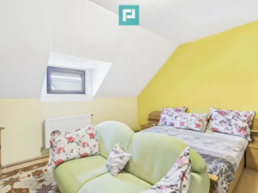 Două locuințe individuale pe 512 mp – in GIROC