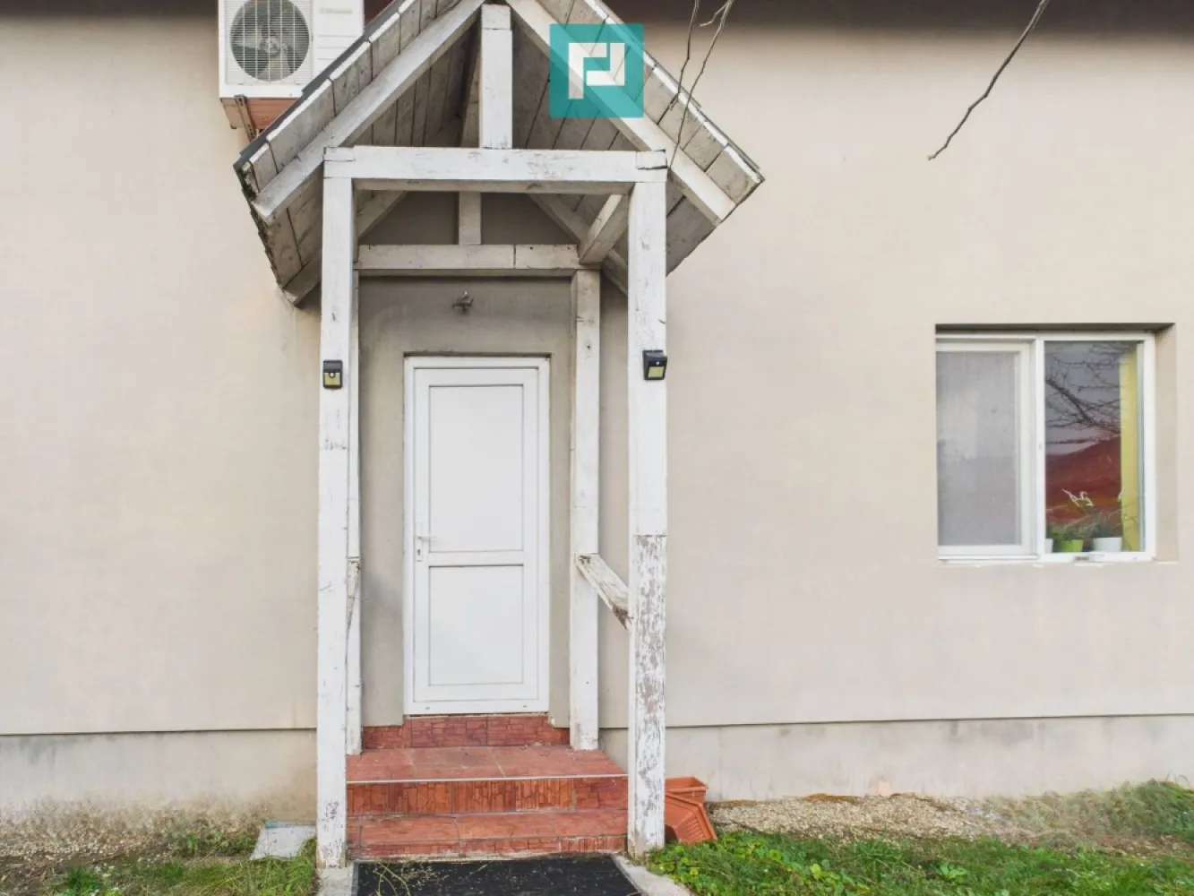 Două locuințe individuale pe 512 mp – in GIROC