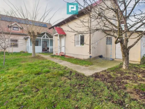 Două locuințe individuale pe 512 mp – in GIROC